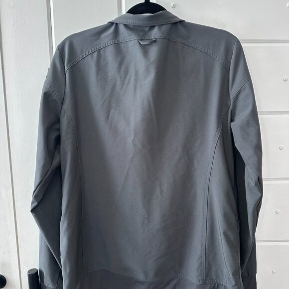 Women's Scrub Jacket – Dark Grey | Size Large | Lightweight Medical Layer - Picture 3 of 4